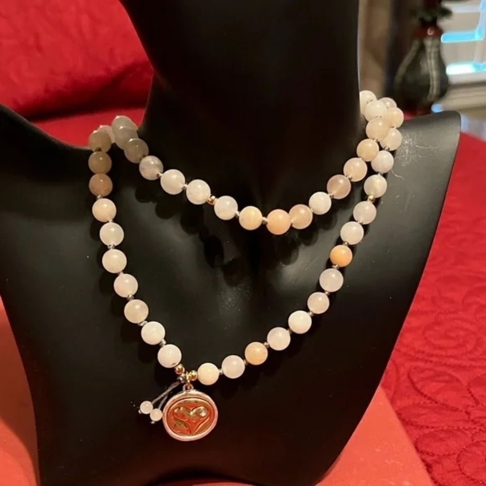 Park Lane Cream Beaded Necklace with Gold Heart Pendant
